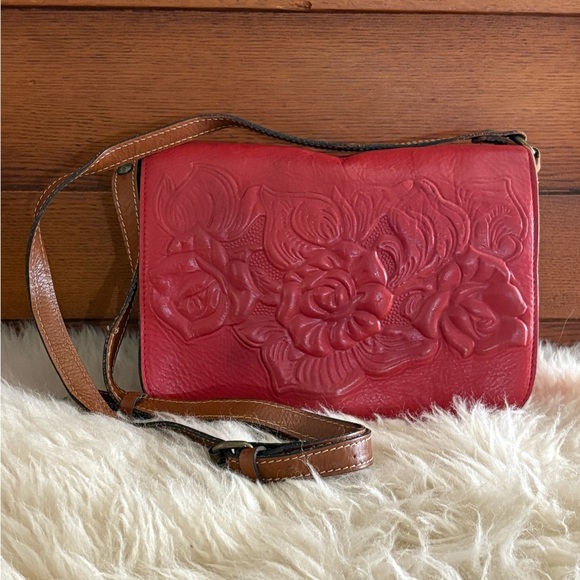 Patricia Nash Handbags - Patricia Nash Raspberry Leather Floral Embossed Crossbody Bag